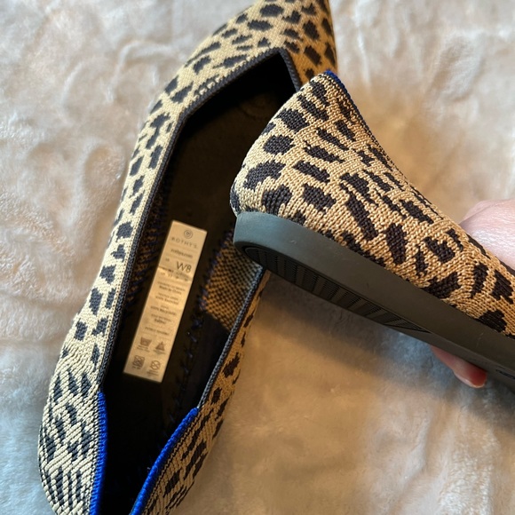 EUC Rothy’s cheetah point 8 - Picture 3 of 3